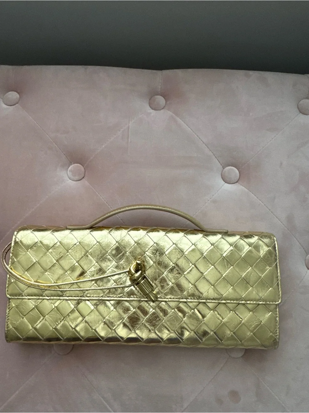 Bottega Veneta Andiamo Intrecciato Clutch Bag